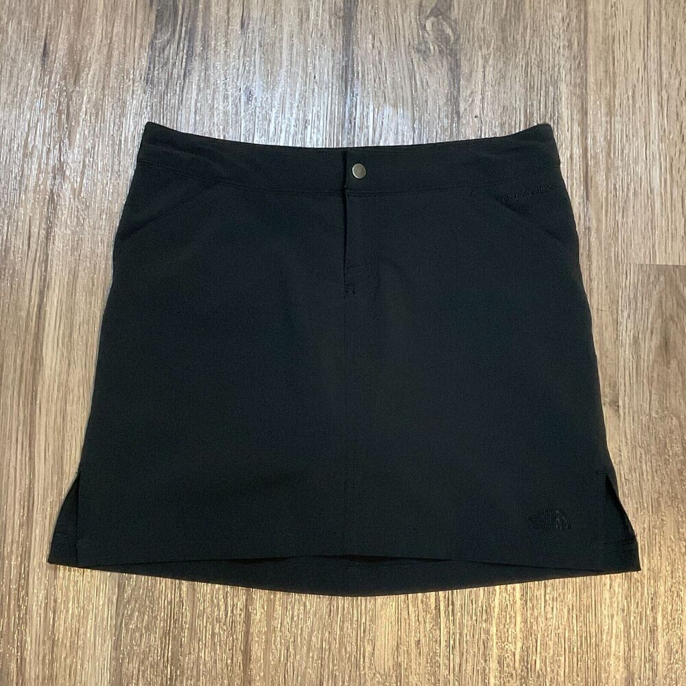 The North Face TNF Apex Skort Skirt Size 4 Black Embroidered Tennis Golf Pockets